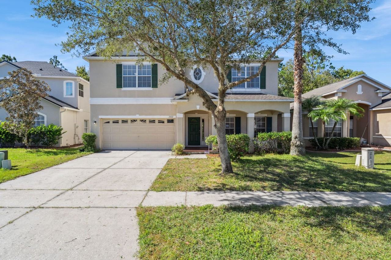 1532 Echo Lake Ct - Photo 2 of 35