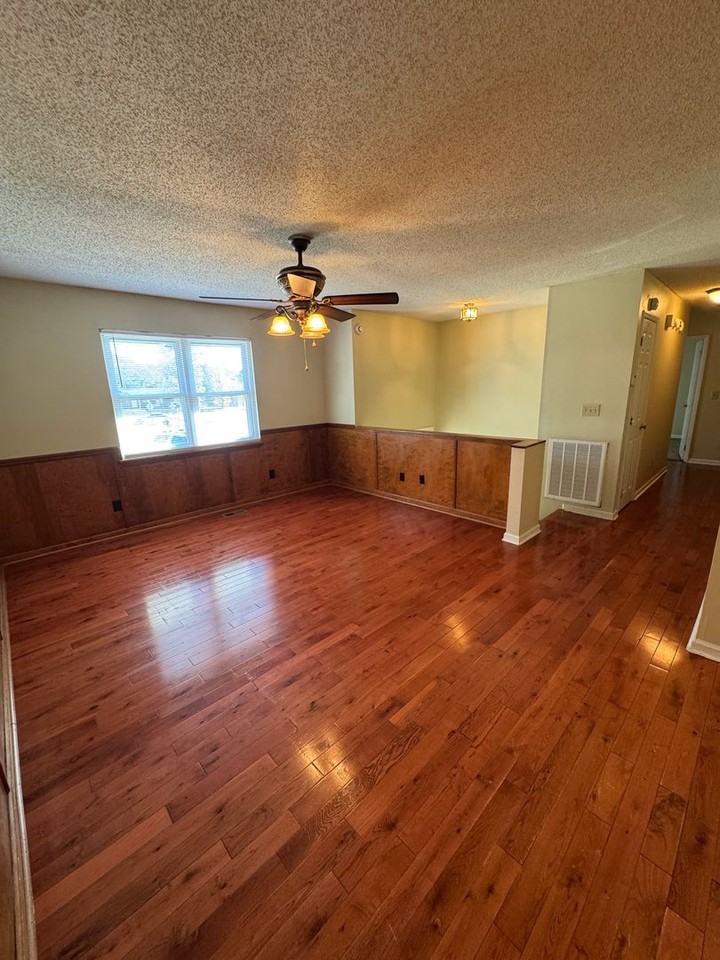 37 Ty Dr - Photo 7 of 14