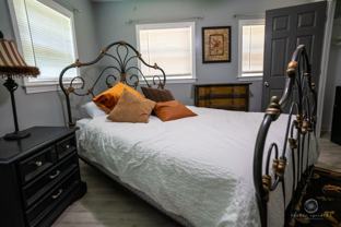 1582 N Powerhouse Rd - Photo 1 of 1