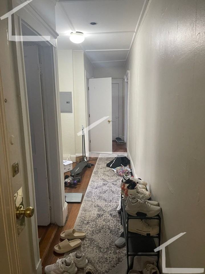 1170 Boylston St - Photo 2 of 7