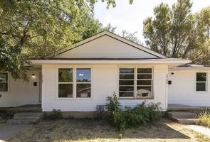 featured image of 1726 S Yale St