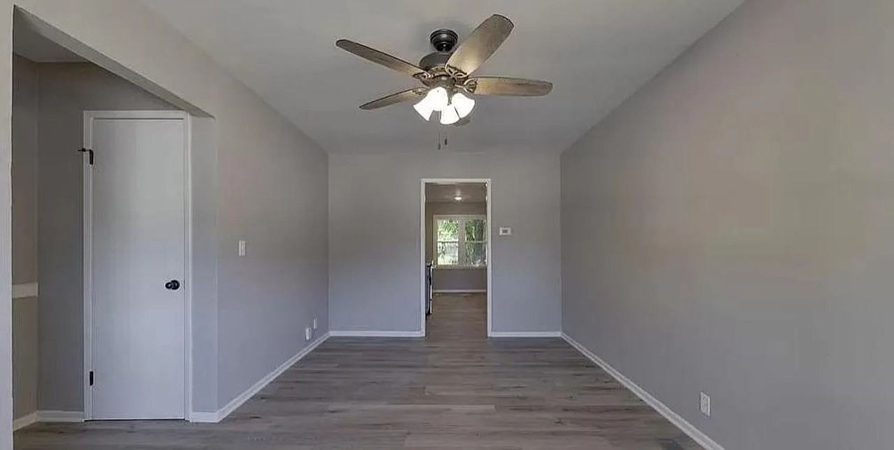 1726 S Yale St - Photo 2 of 15