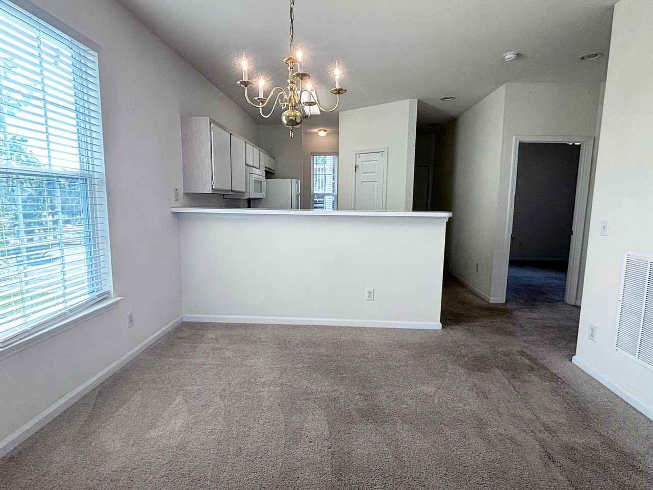 7509 Moorhen Ln Sw - Photo 3 of 31