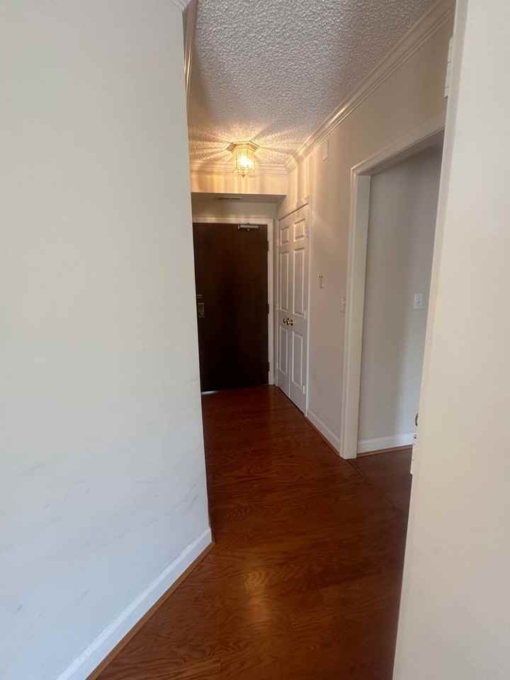 801 S Pitt St #226 - Photo 5 of 18