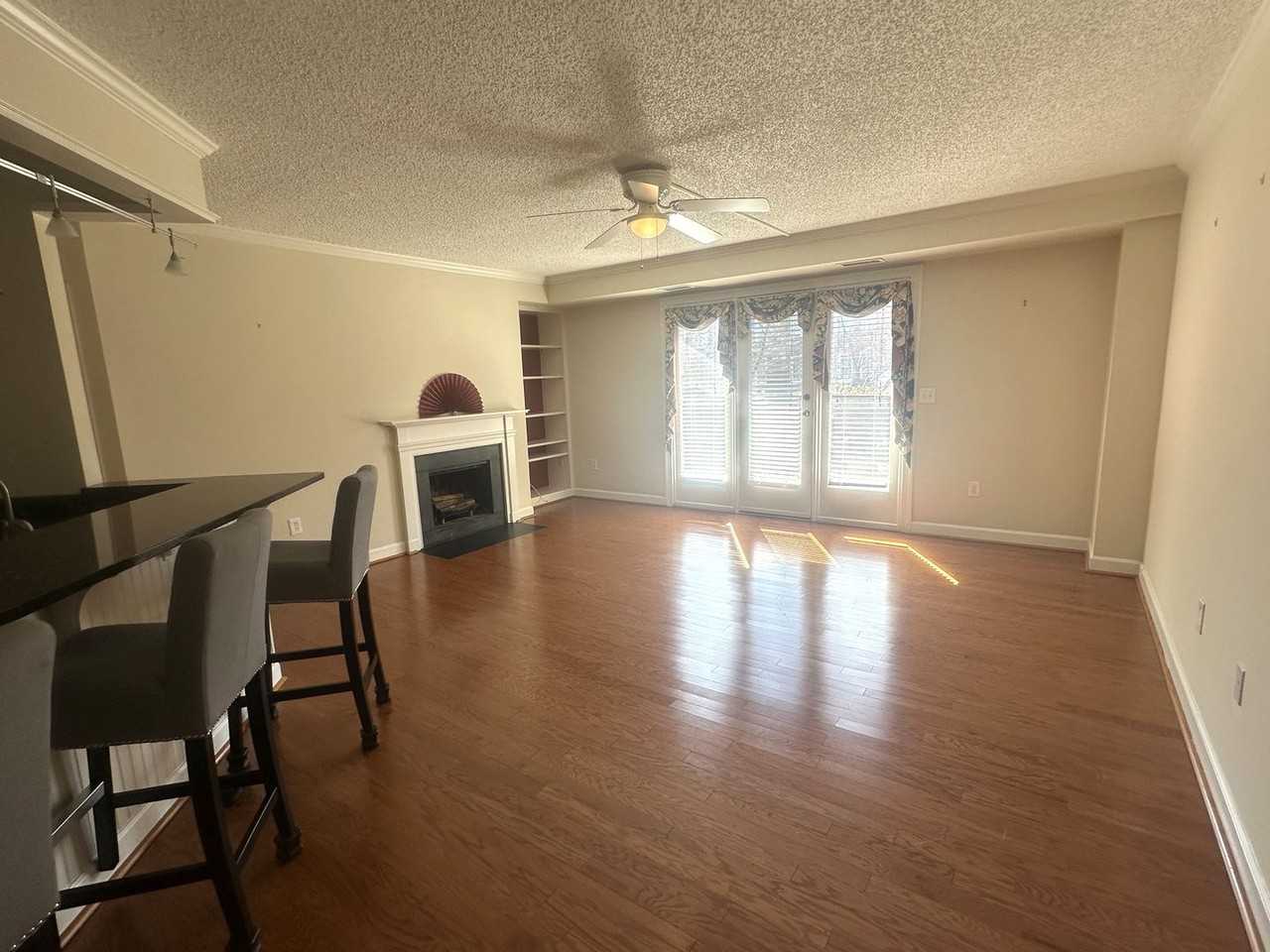 801 S Pitt St #226 - Photo 6 of 18