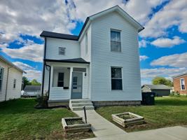 featured image of 621 N Carver St