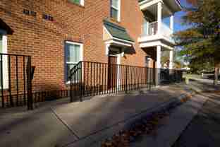 11905 Centre St - Photo 1 of 1