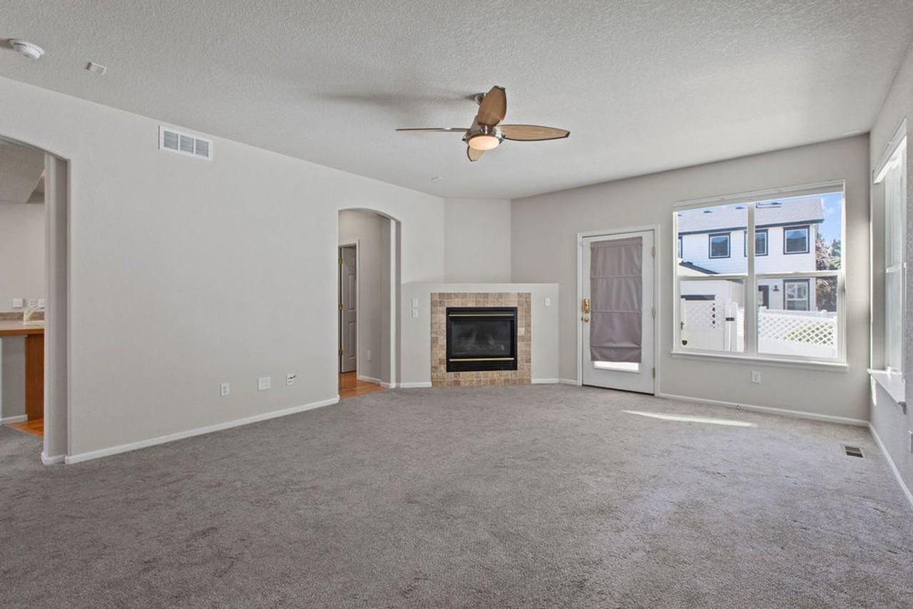 5103 Southern Cross Ln - Photo 6 of 37