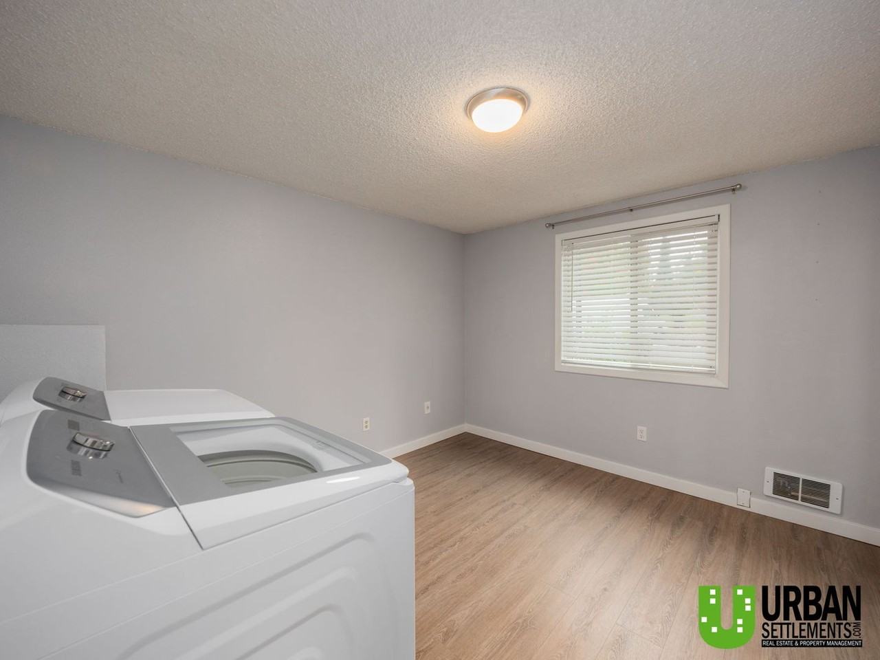 1823 West Northridge Court #42 - Photo 7 of 14