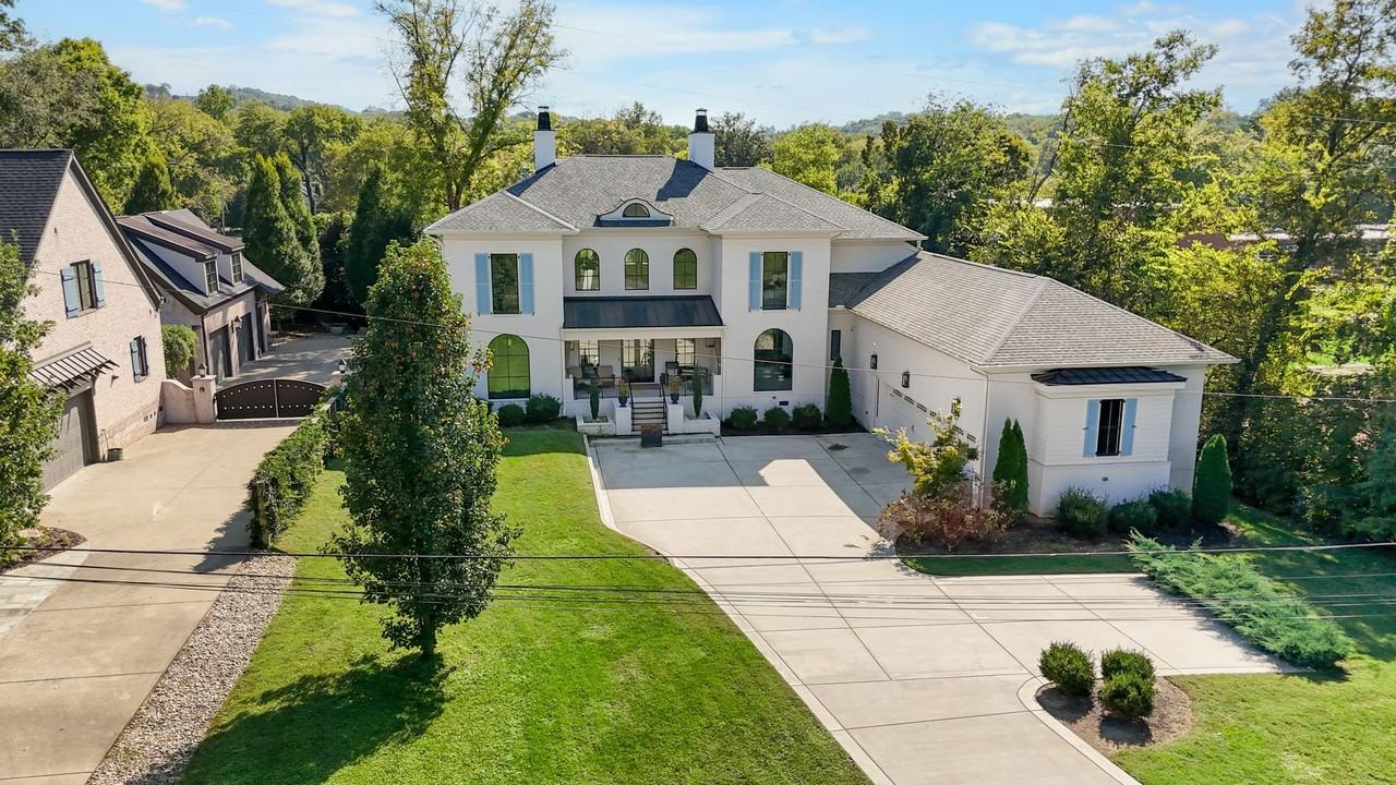 3311 Skyline Drive - Photo 5 of 45