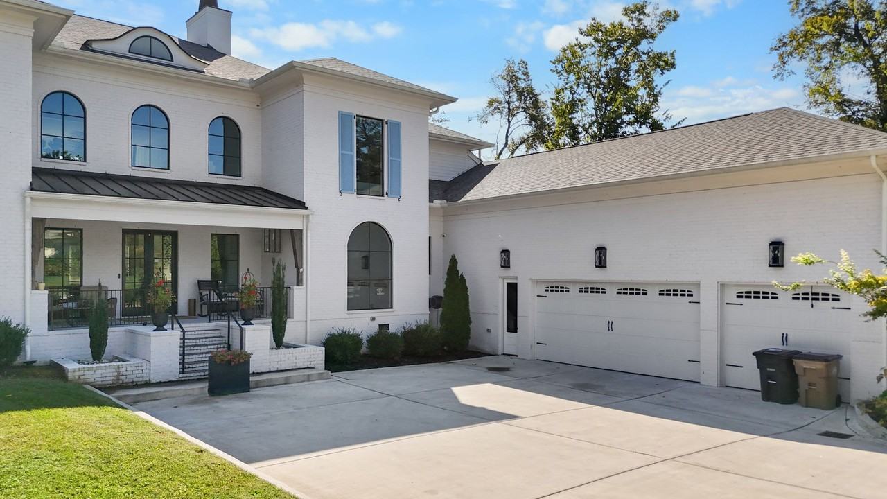 3311 Skyline Drive - Photo 6 of 45