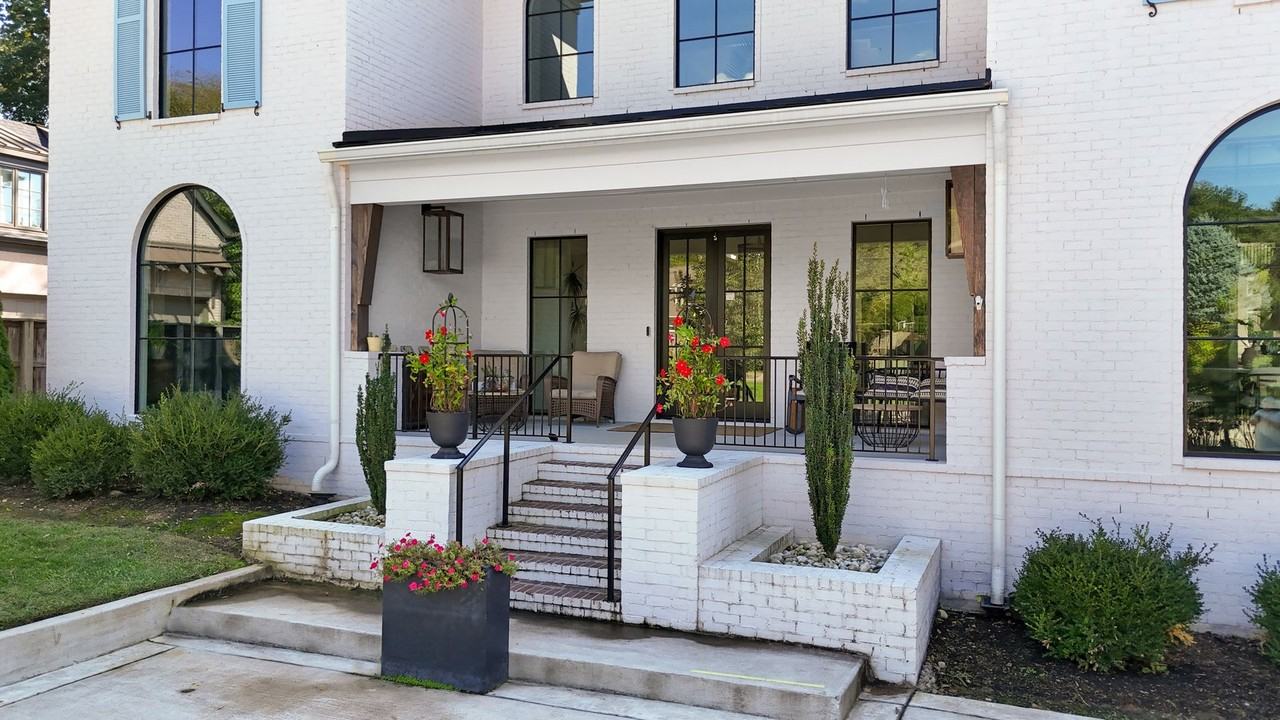 3311 Skyline Drive - Photo 7 of 45