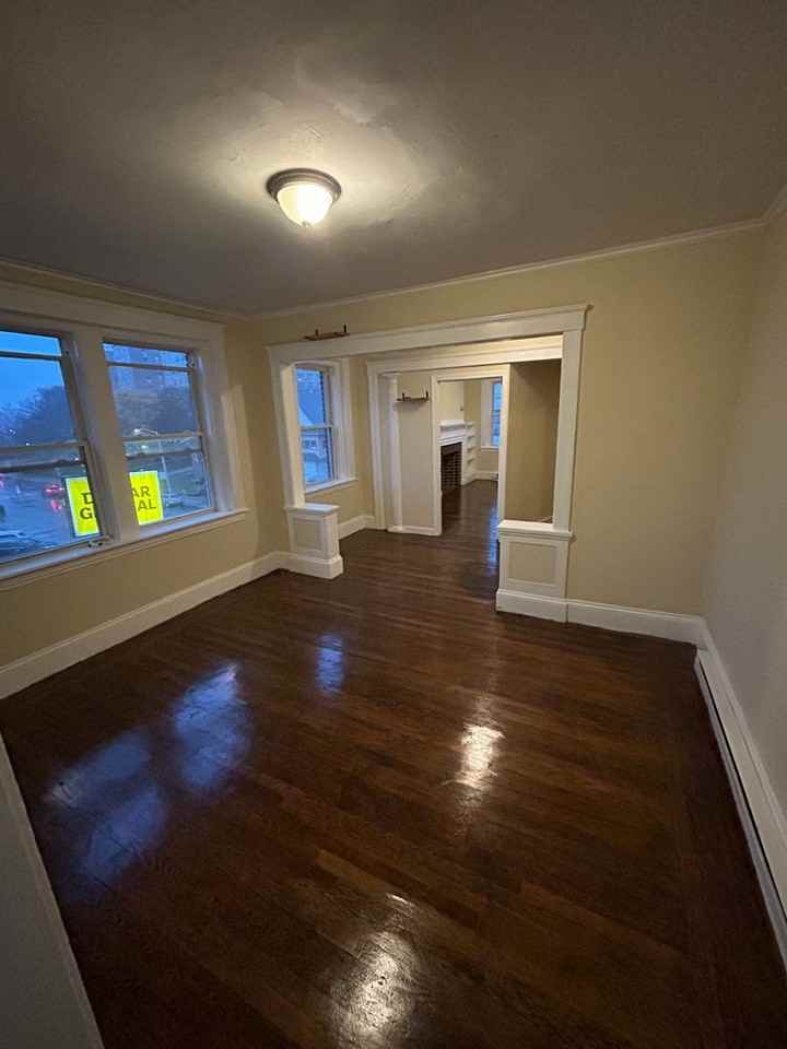 1041 Main St - Photo 2 of 14