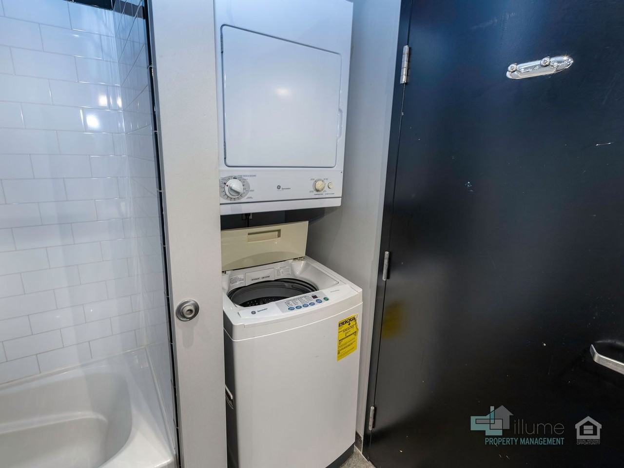 1410 Southwest 11th Avenue - Photo 2 of 25