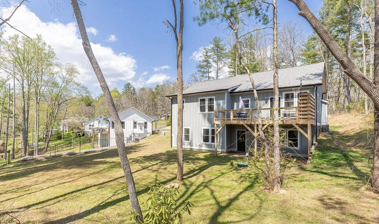 209 Fall Leaves Dr - Photo 4 of 30