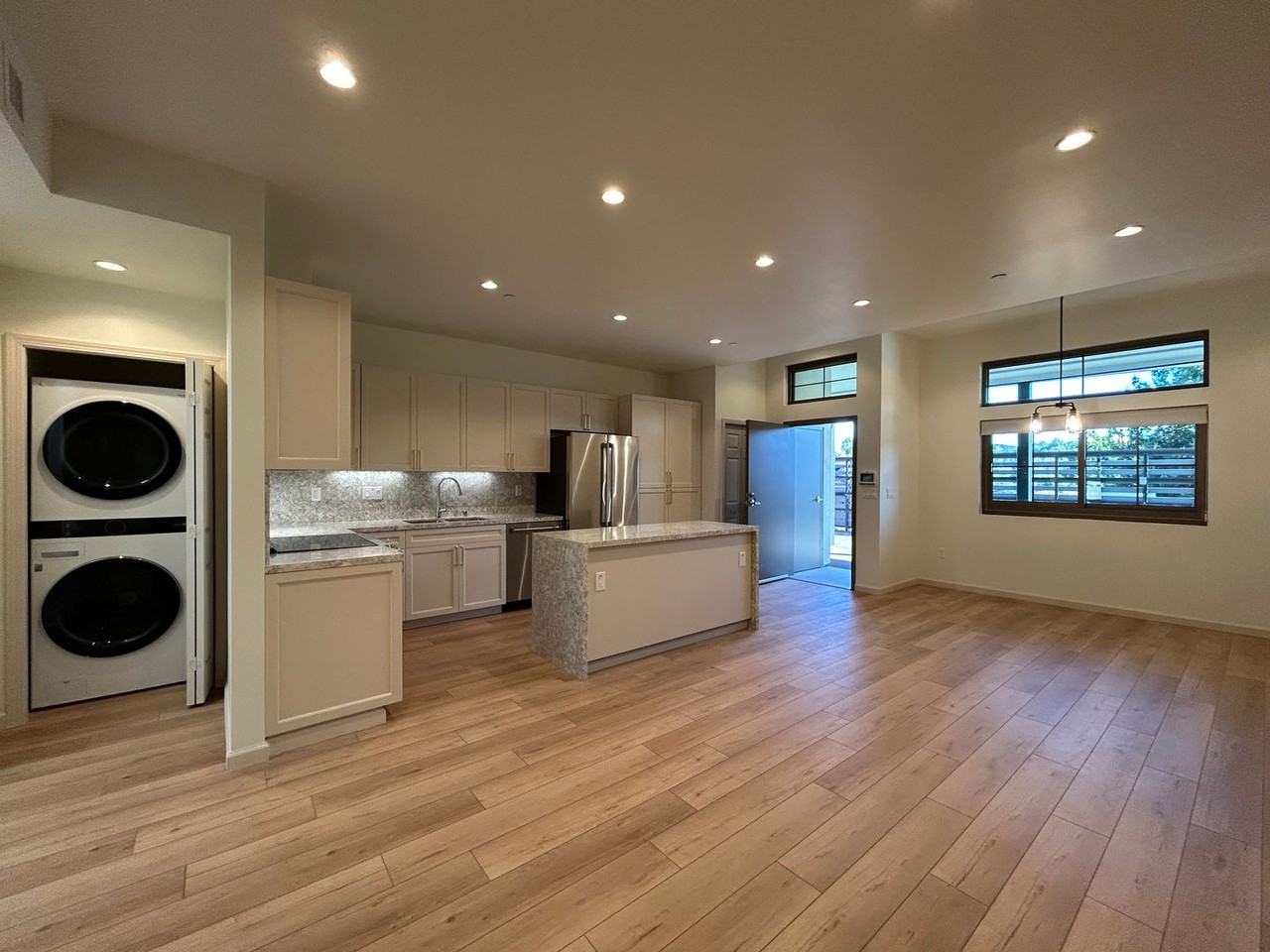 1031 Cavallero Lane - Photo 5 of 31