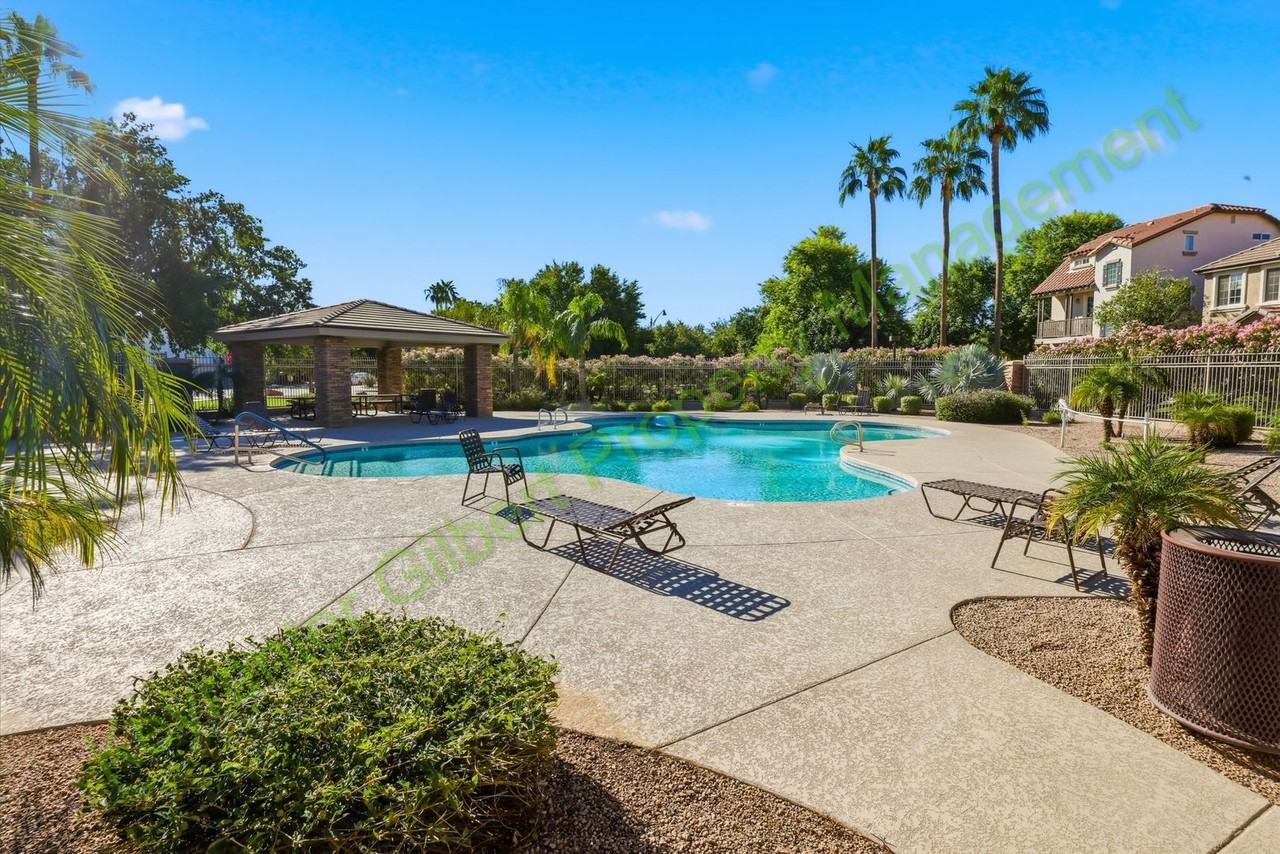 1356 S Sabino Dr - Photo 3 of 31