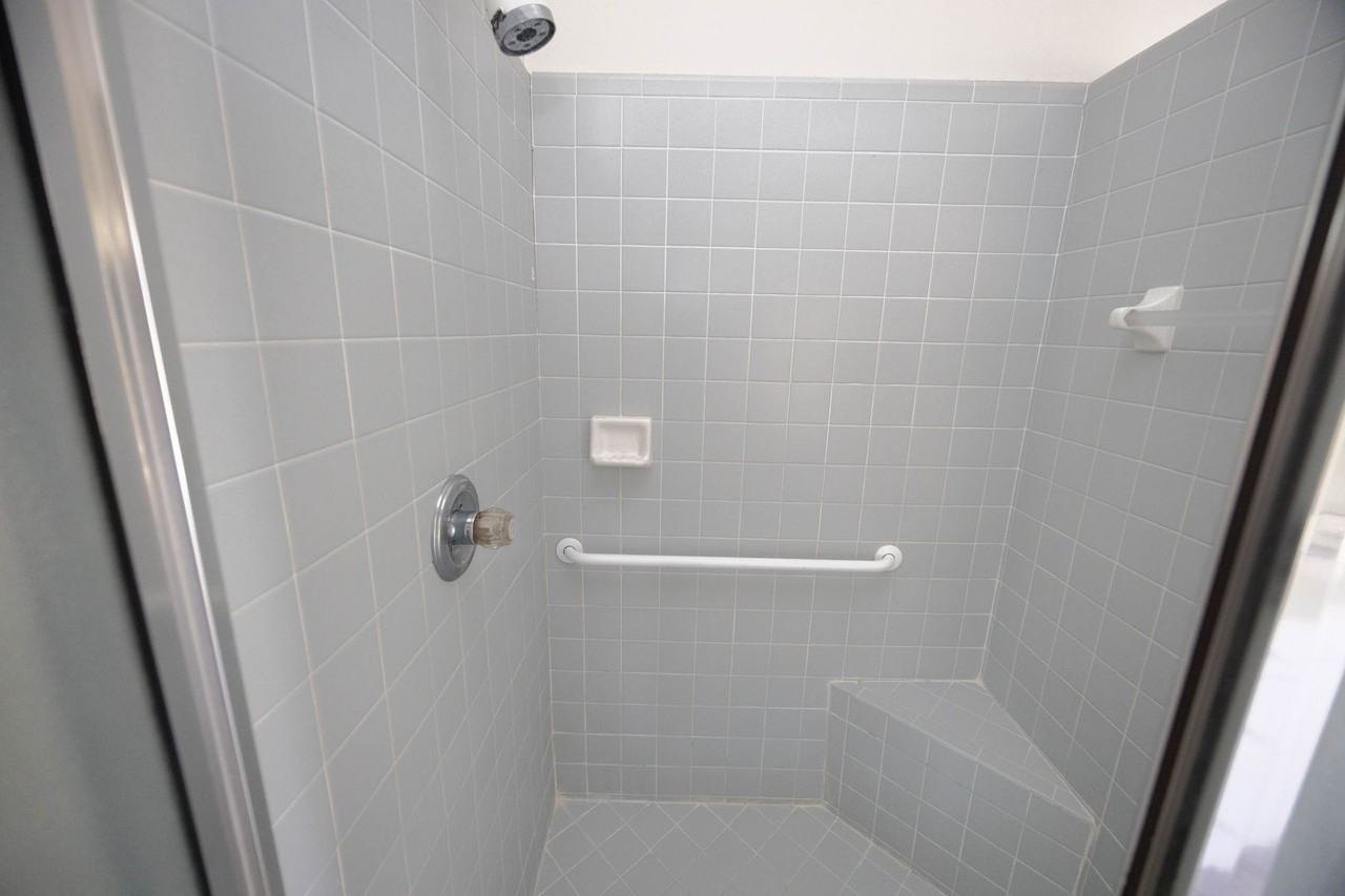 9336 Bristlecone Dr - Photo 7 of 19