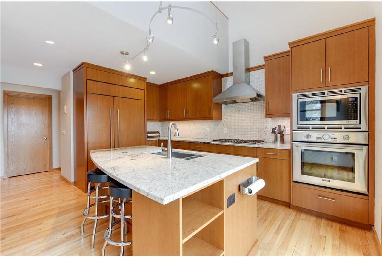 6301 Bay Ridge Rd - Photo 5 of 13