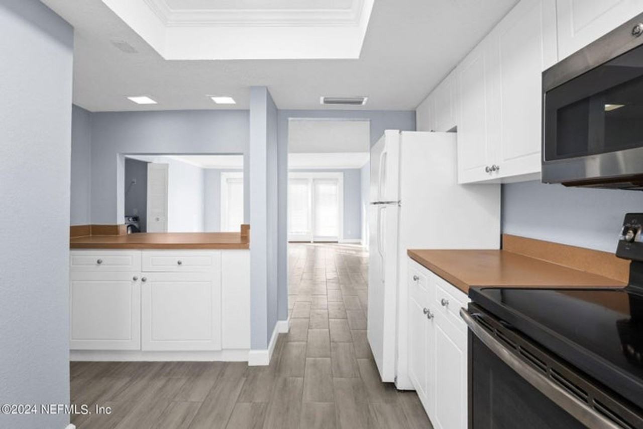 3870 Mission Dr #12 - Photo 3 of 23