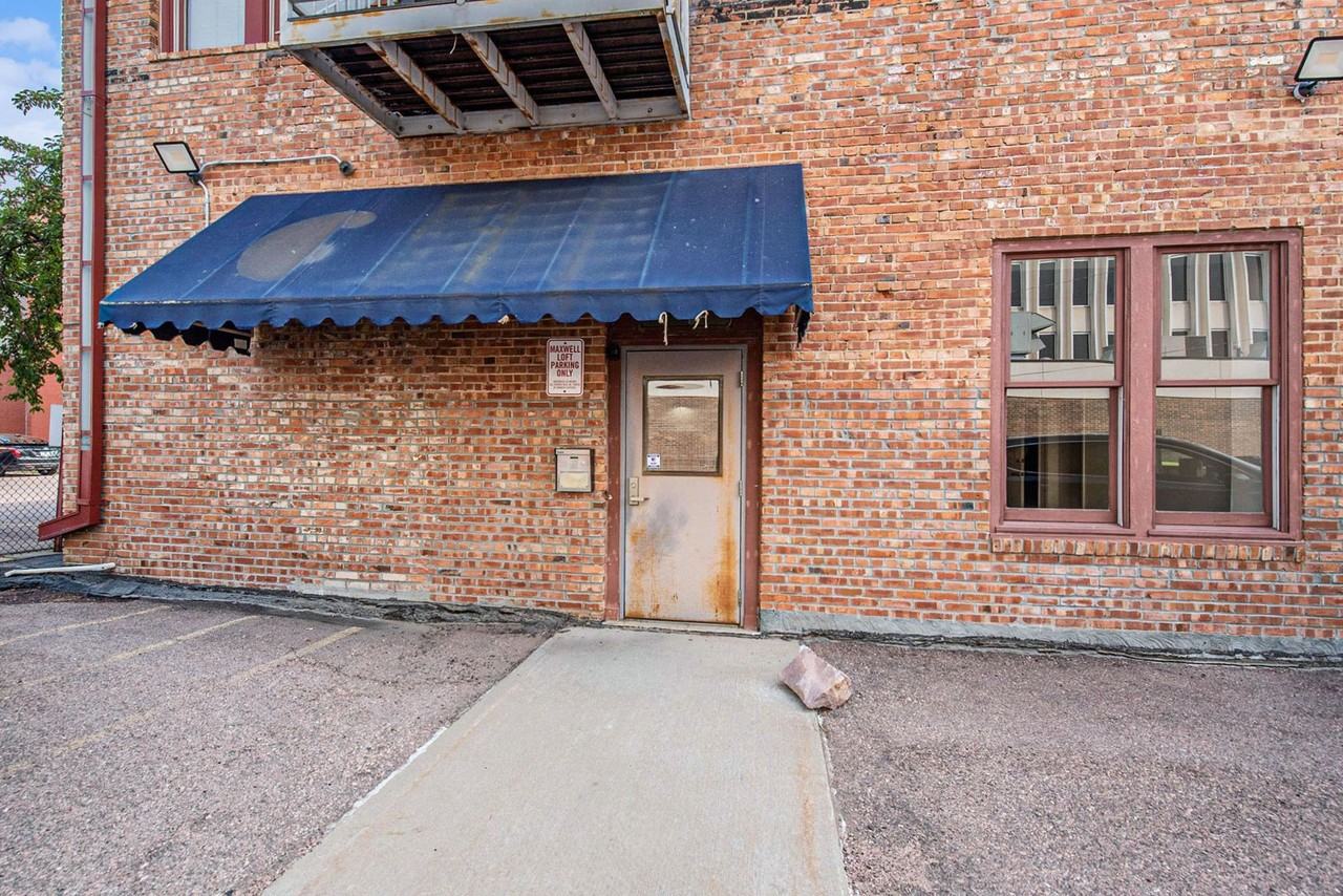 Historic Apartment in the Heart of Downtown Sioux Falls - Photo 5 of 6