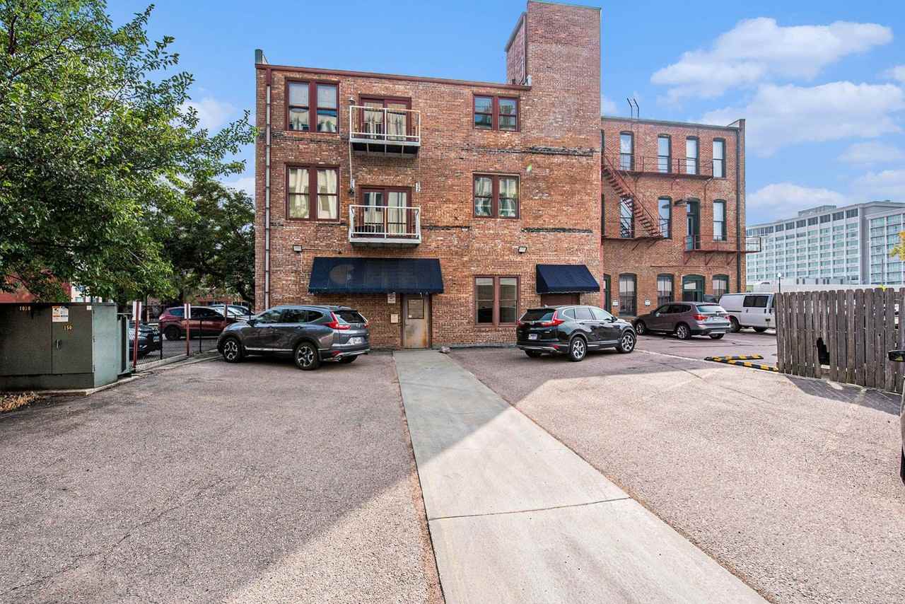 Historic Apartment in the Heart of Downtown Sioux Falls - Photo 6 of 6