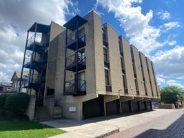 featured image of 33 E 17th Ave