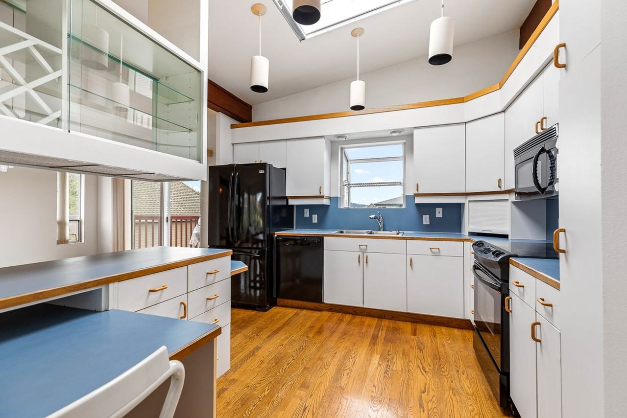 1006 North 36th Street - Photo 4 of 22