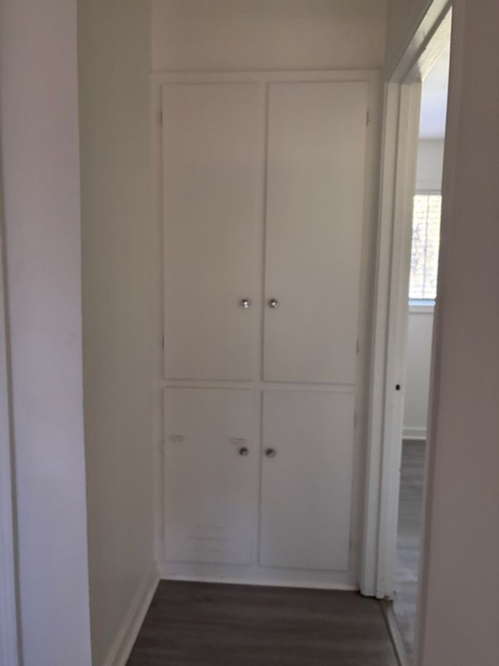 5408 Keele St - Photo 7 of 14