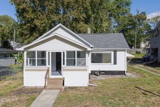 809 W Monroe St - Photo 1 of 1