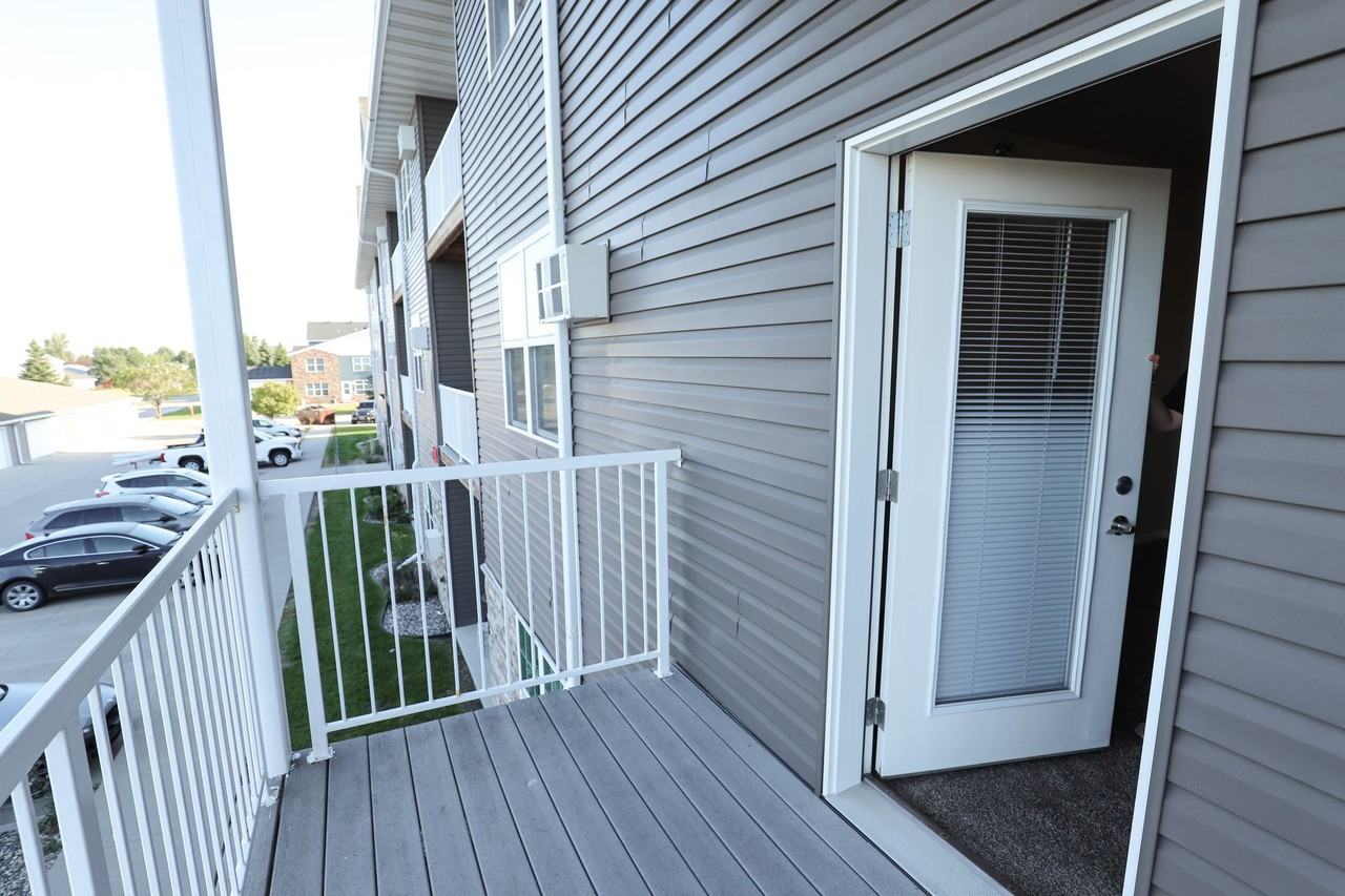 Burlington Apartments - Photo 2 of 22