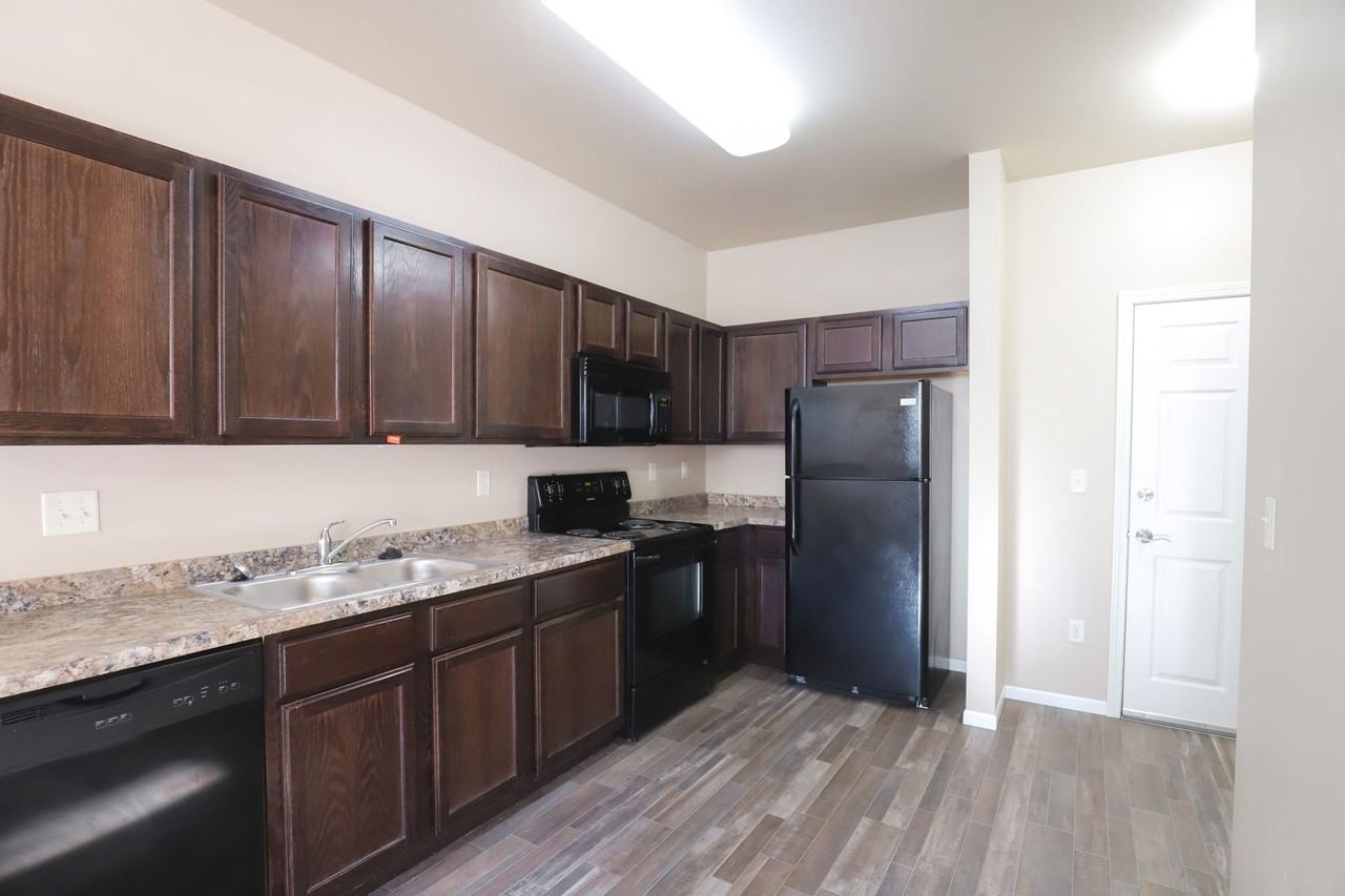 Burlington Apartments - Photo 3 of 22