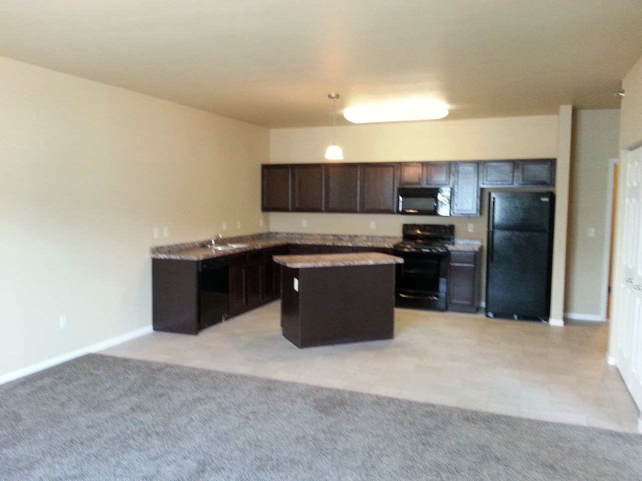 Burlington Apartments - Photo 4 of 22