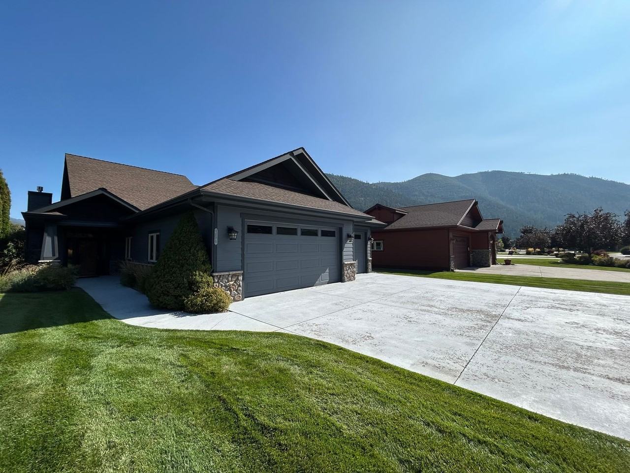 1070 Anglers Bend Way - Photo 3 of 31