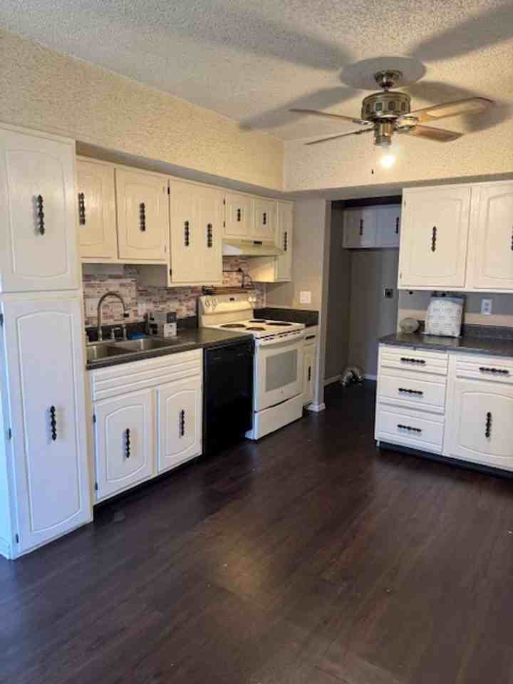 106 Scotland Rd #E - Photo 7 of 8