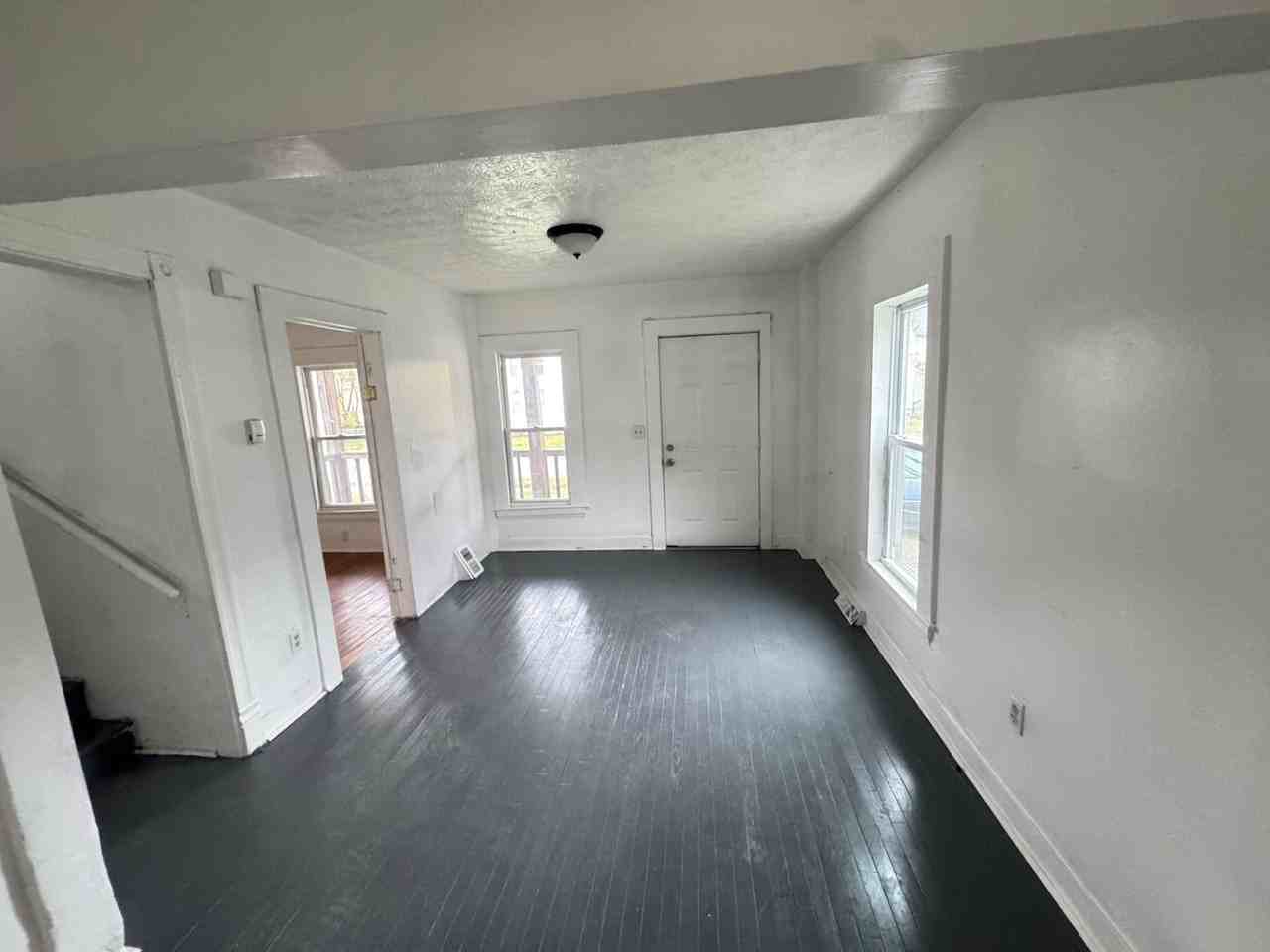 118 E 32nd St - Photo 4 of 20