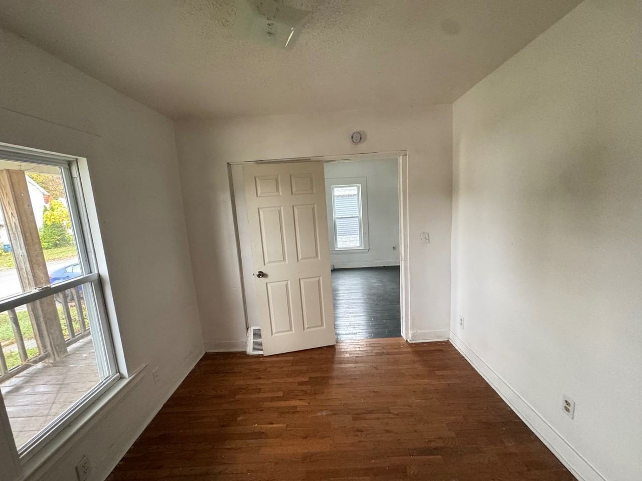 118 E 32nd St - Photo 5 of 20