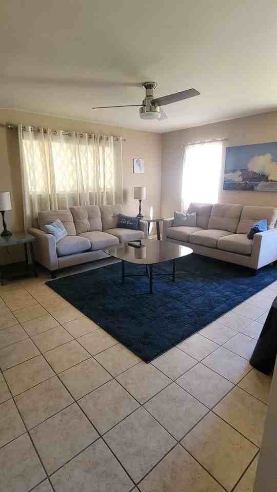 808 Mary St - Photo 7 of 20