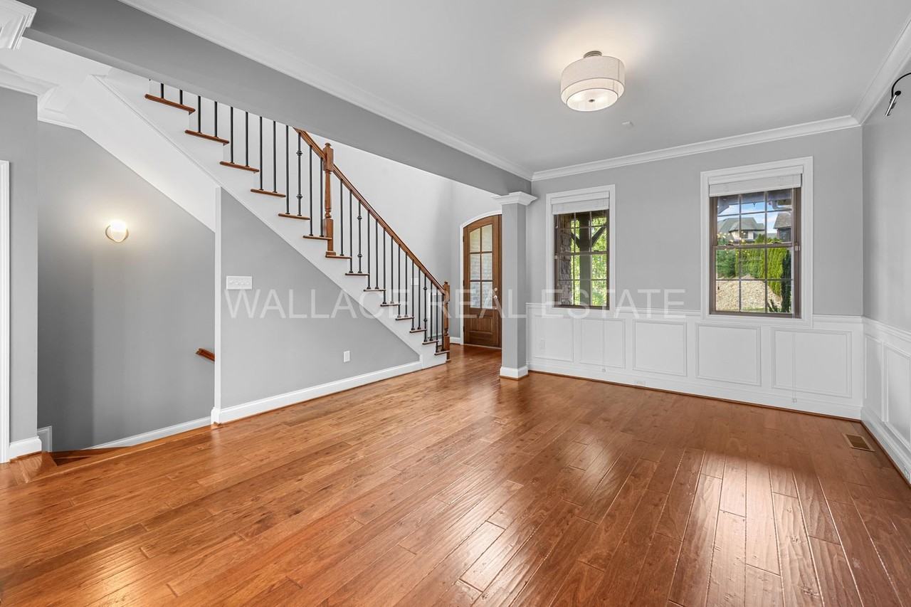 2504 Bridge Valley Lane - Photo 5 of 29