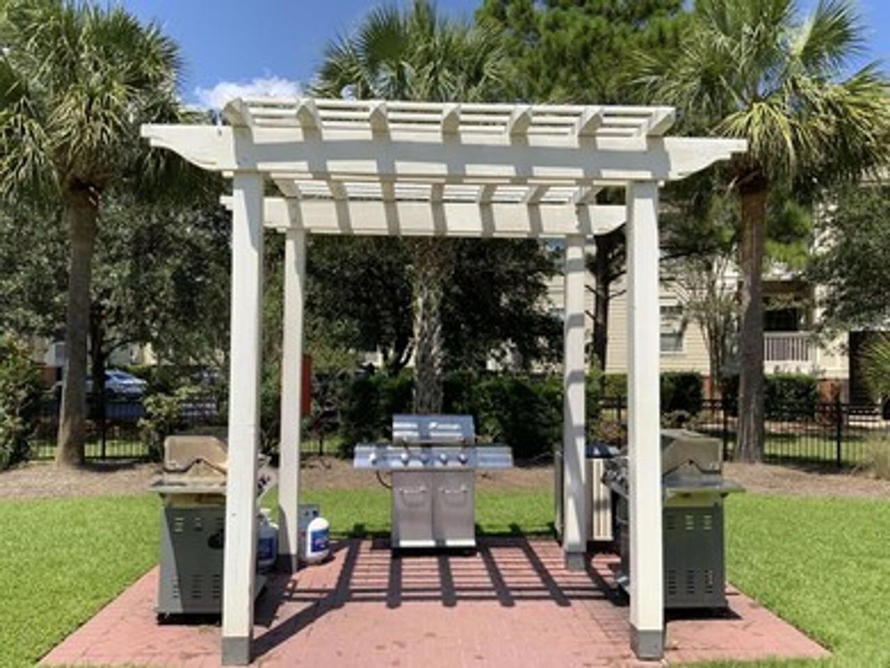 1600 Long Grove Dr - Photo 4 of 16