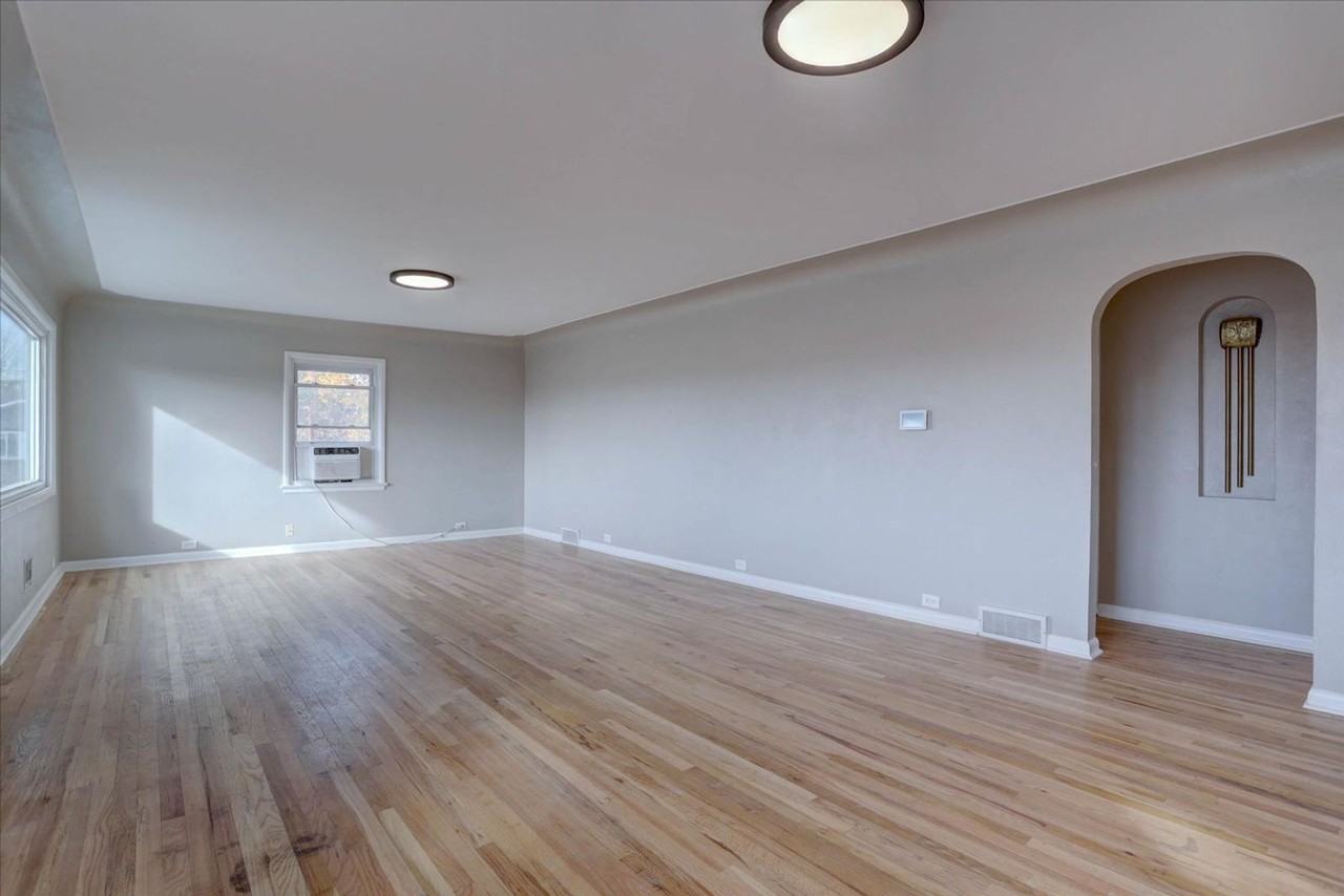 11601 Ridge Rd - Photo 4 of 13