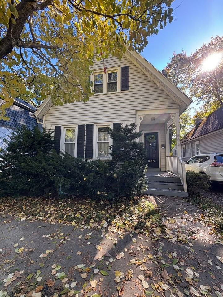 505 Caroline St - Photo 2 of 32