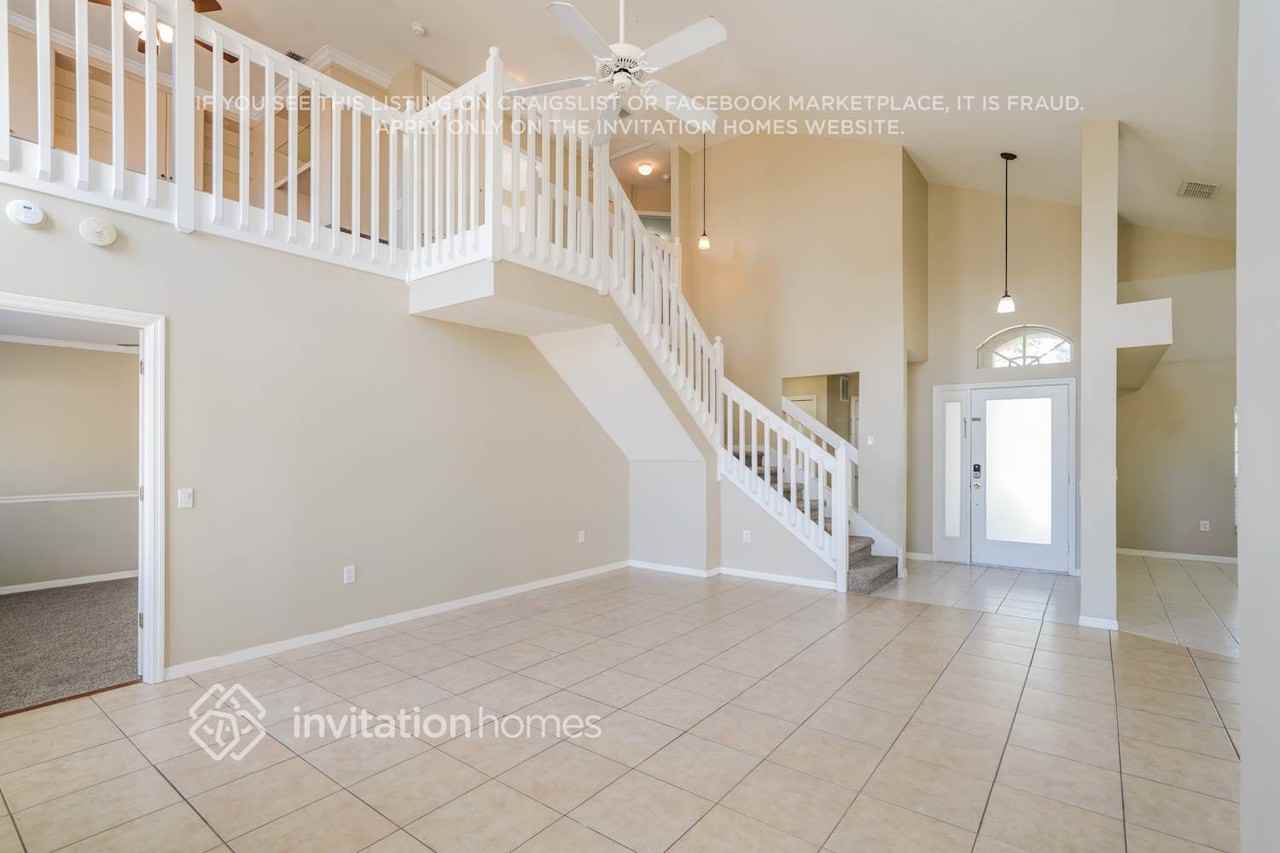 4902 Woodmere Rd - Photo 3 of 15