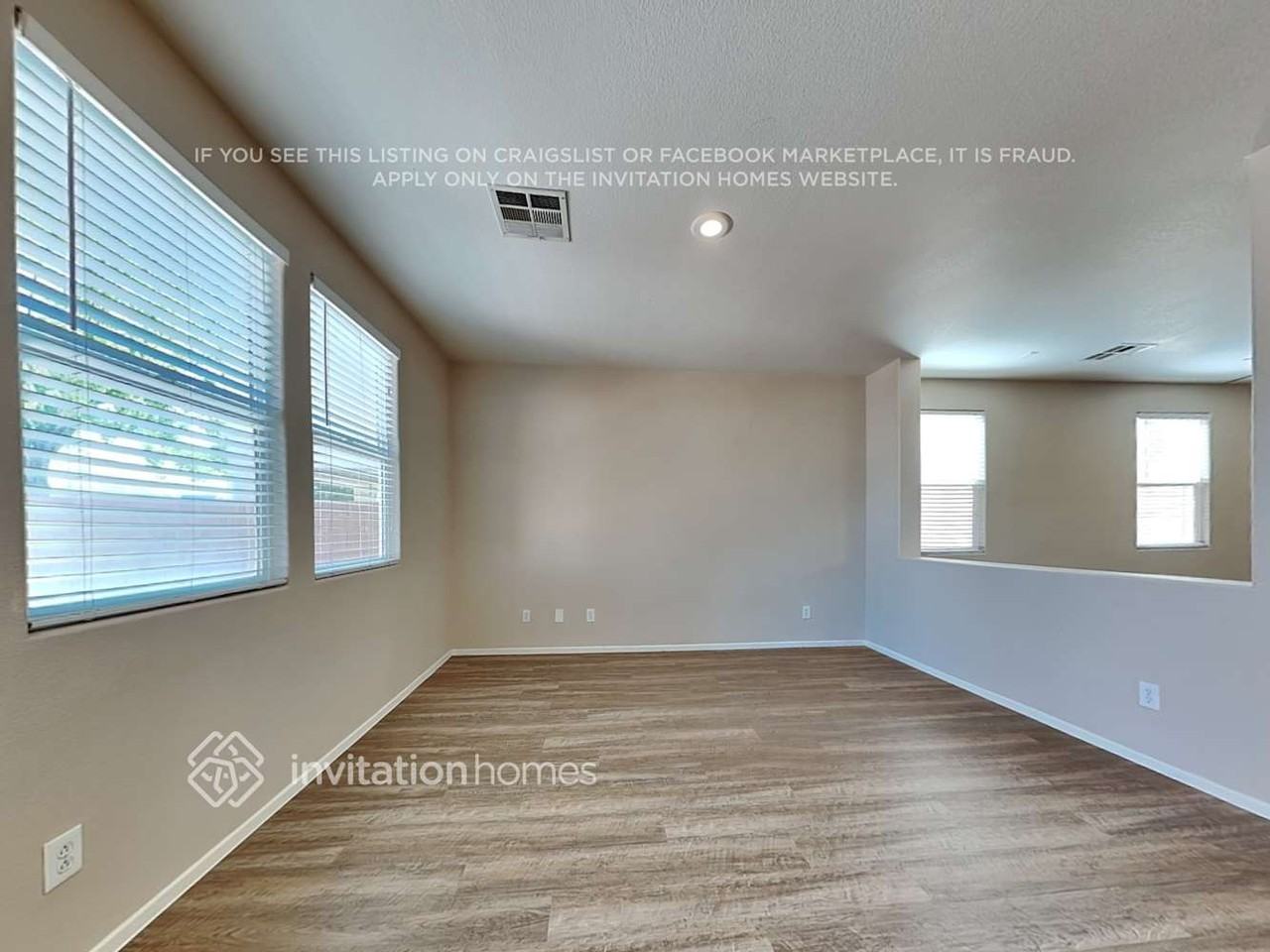 4920 Whistling Acres Ave - Photo 7 of 26