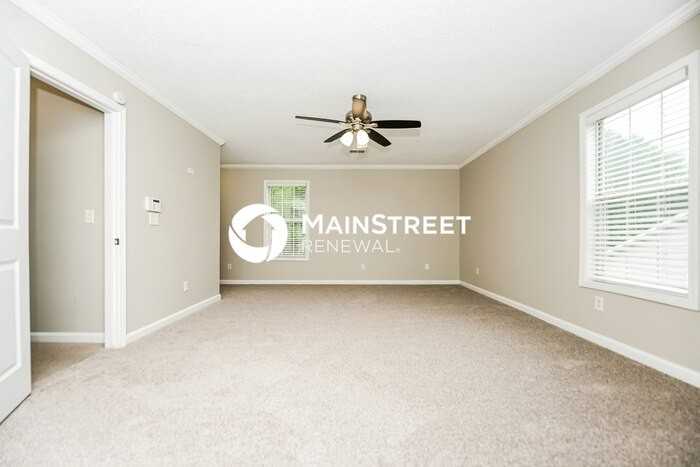 10253 Commons Xing - Photo 7 of 16