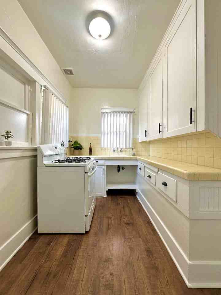 530 Chestnut Avenue #14 - Photo 7 of 21