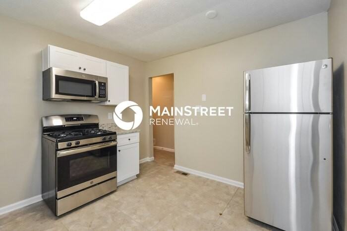 5869 Bobbin Ln - Photo 6 of 17