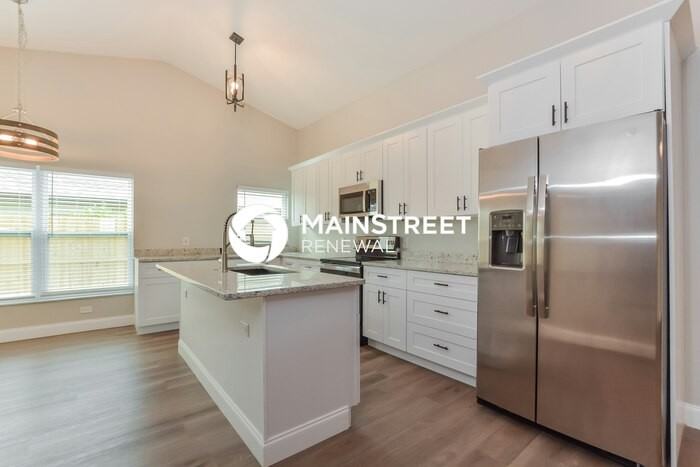 304 Sir Lawrence Drive - Photo 4 of 16