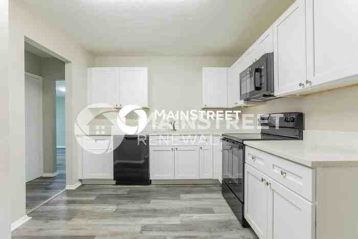 250 N Shade Ave - Photo 7 of 31