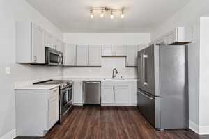 featured image of 414 Hodge St